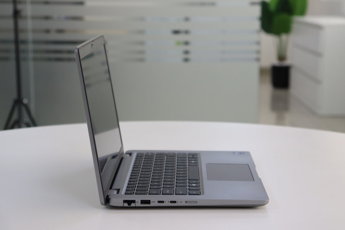 Dell Latitude 5450 SN:23603 product photo 4