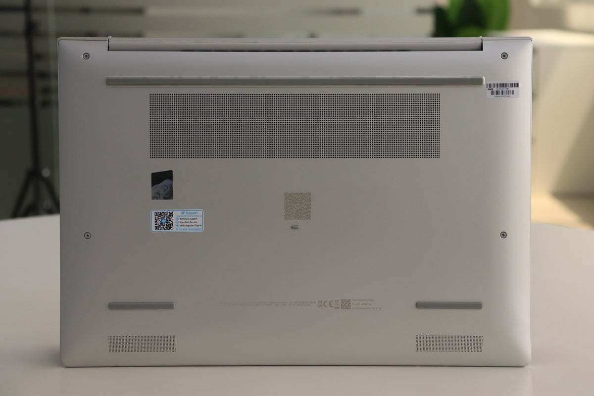 HP EliteBook 8 G1a SN:23606 product photo 7