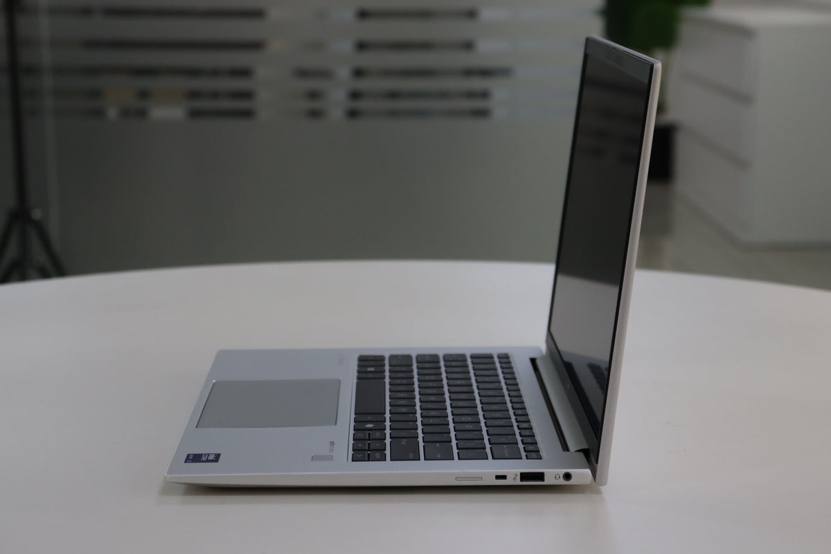 HP EliteBook 840 G11 SN:23649 product photo 3