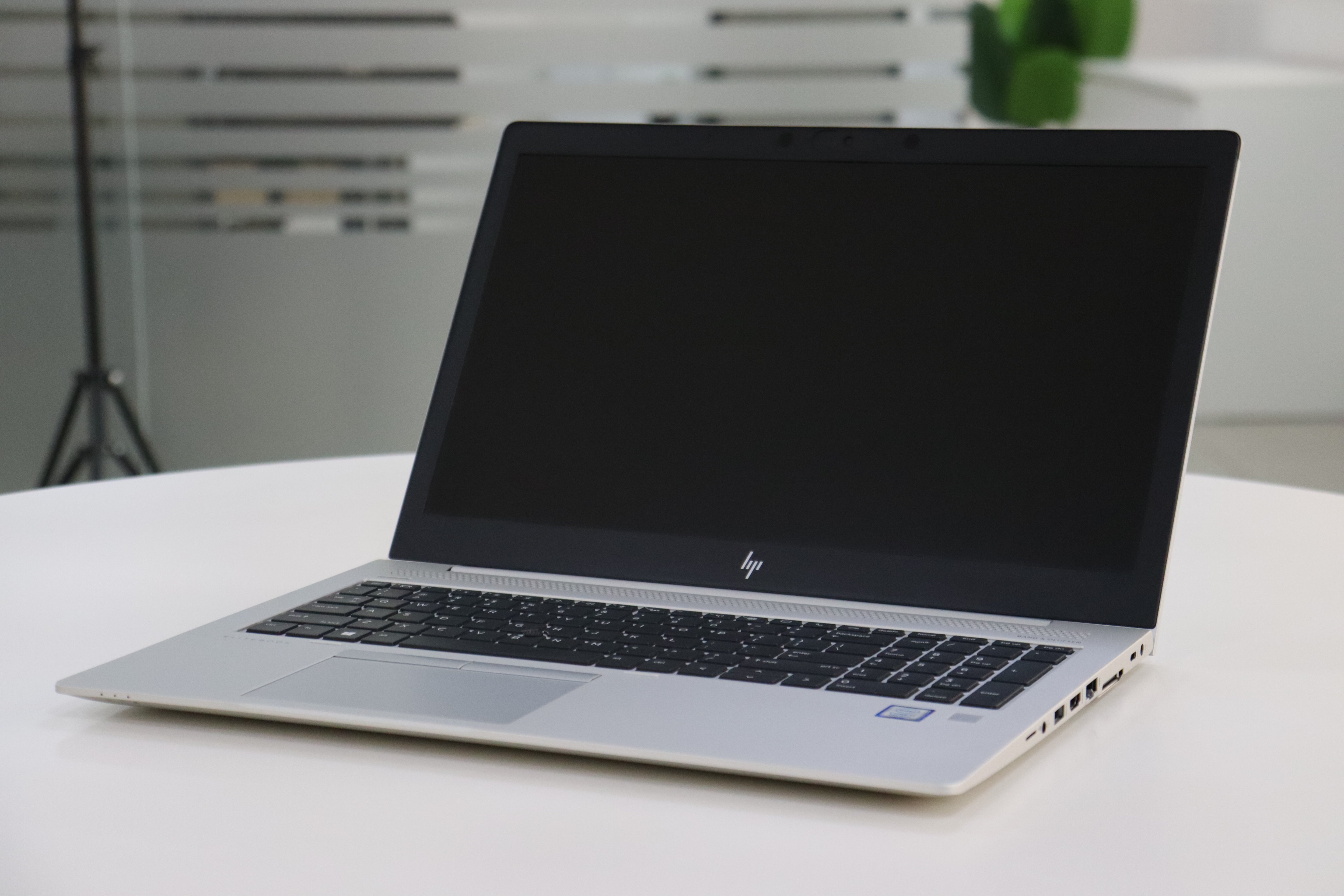 HP EliteBook 850 G6 SN:23695 product photo 2