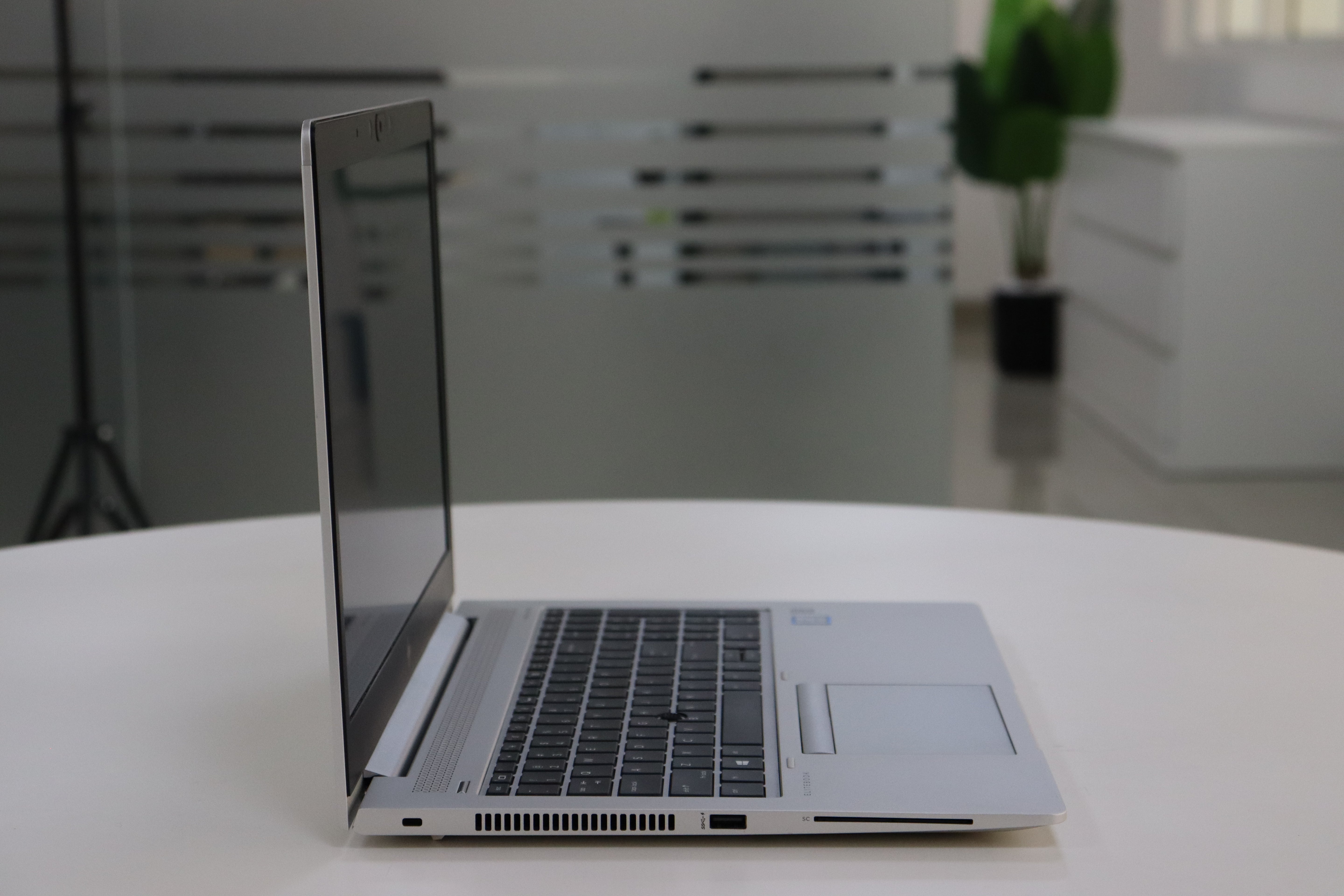HP EliteBook 850 G6 SN:23695 product photo 4
