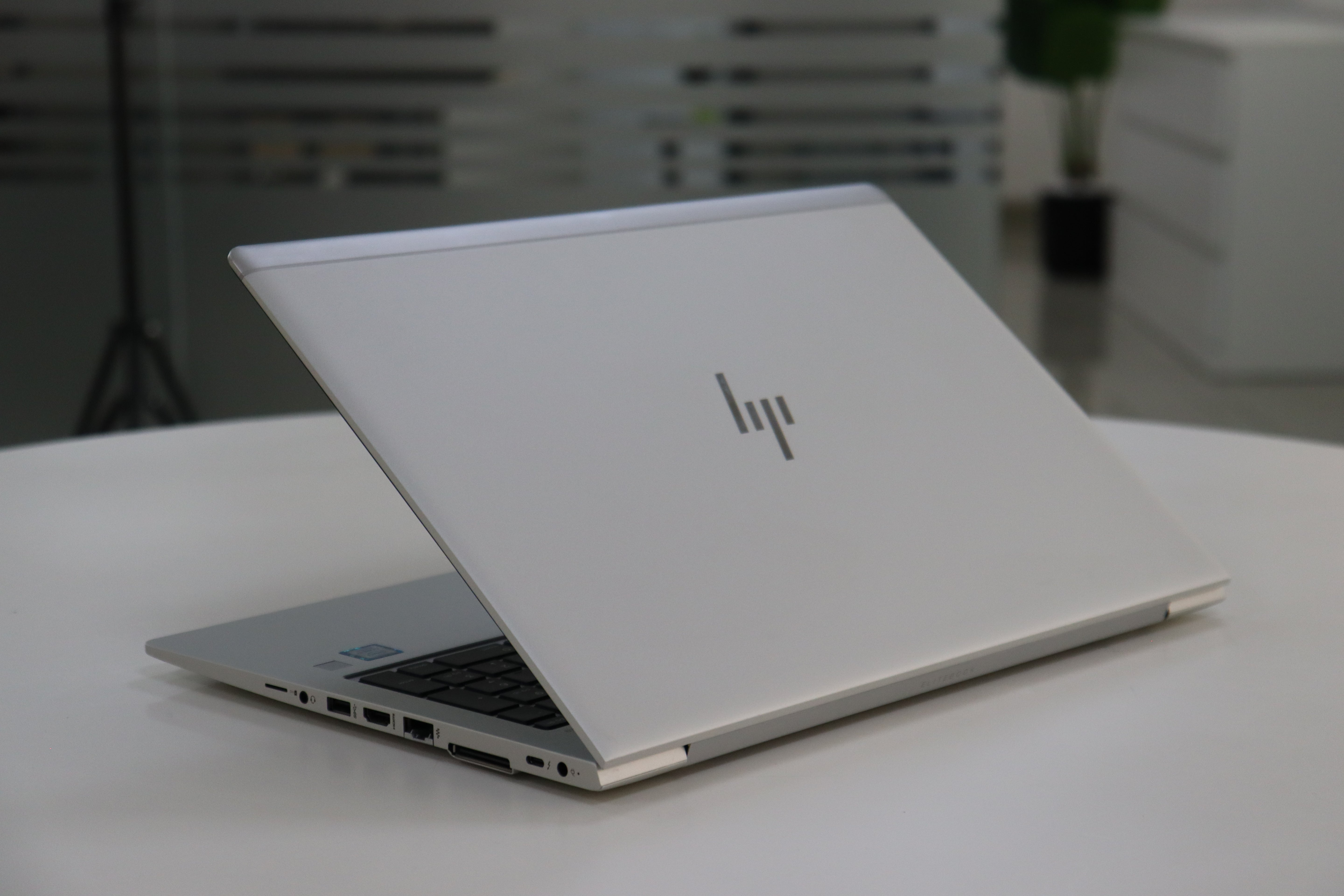 HP EliteBook 850 G6 SN:23695 product photo 6