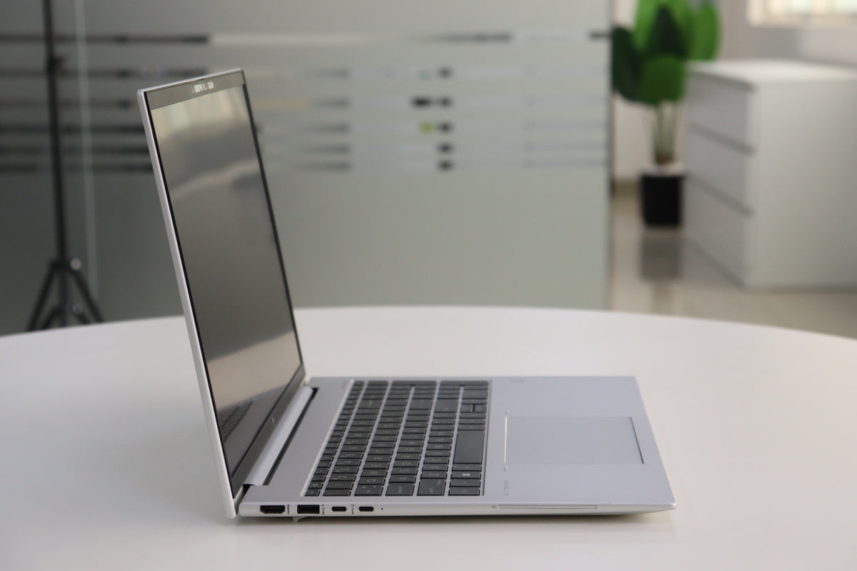 HP EliteBook 865 G9 SN:23700 product photo 4