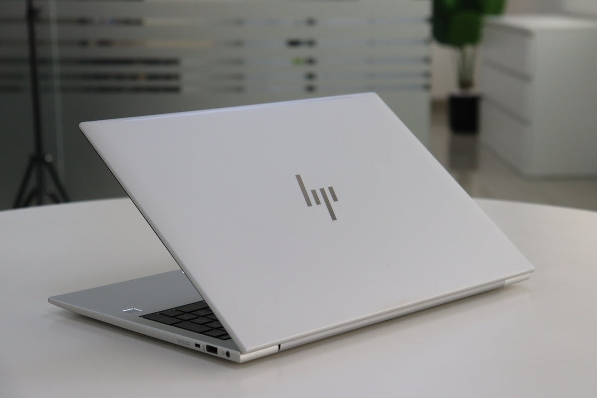HP EliteBook 865 G9 SN:23722 product photo 6