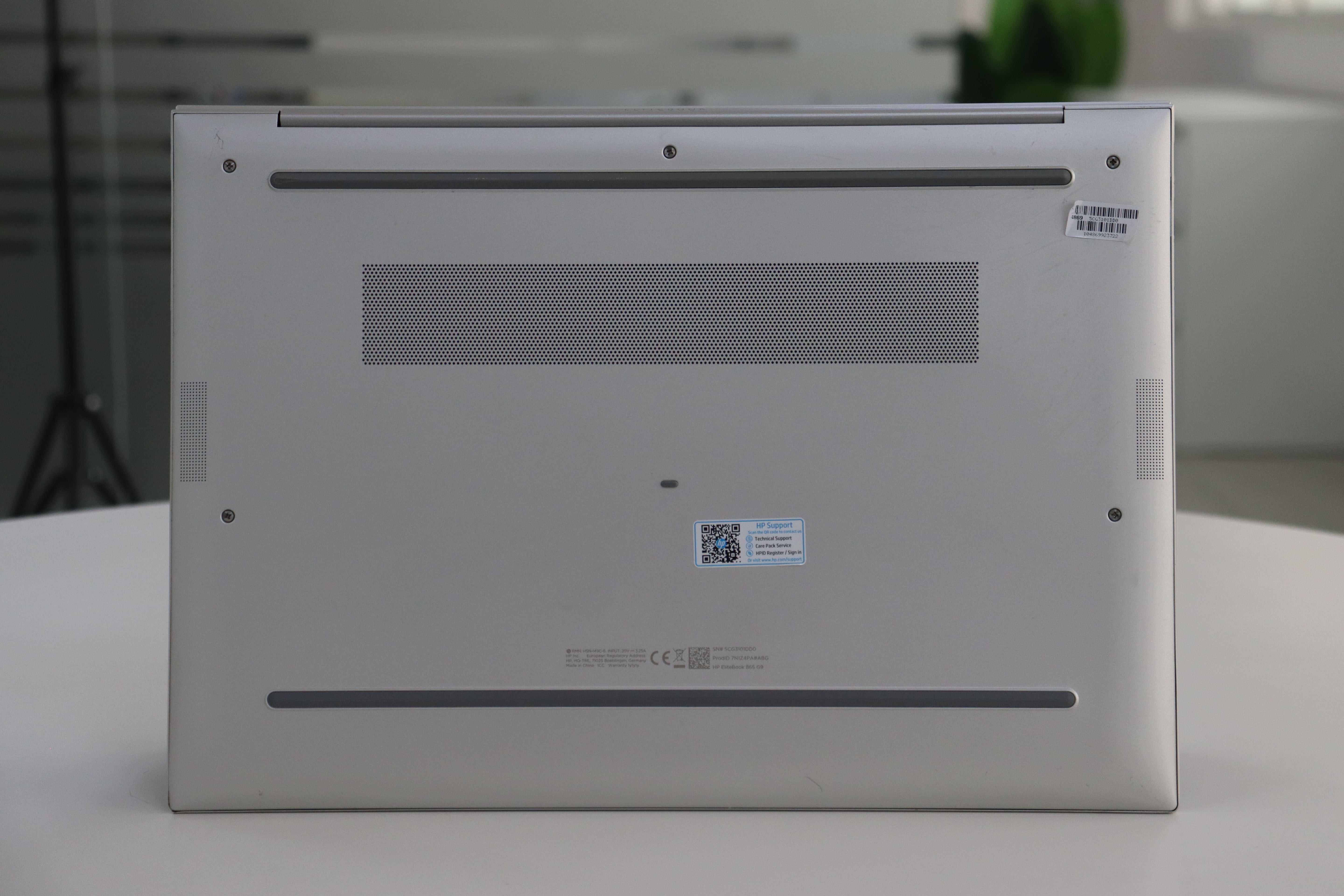 HP EliteBook 865 G9 SN:23722 product photo 7