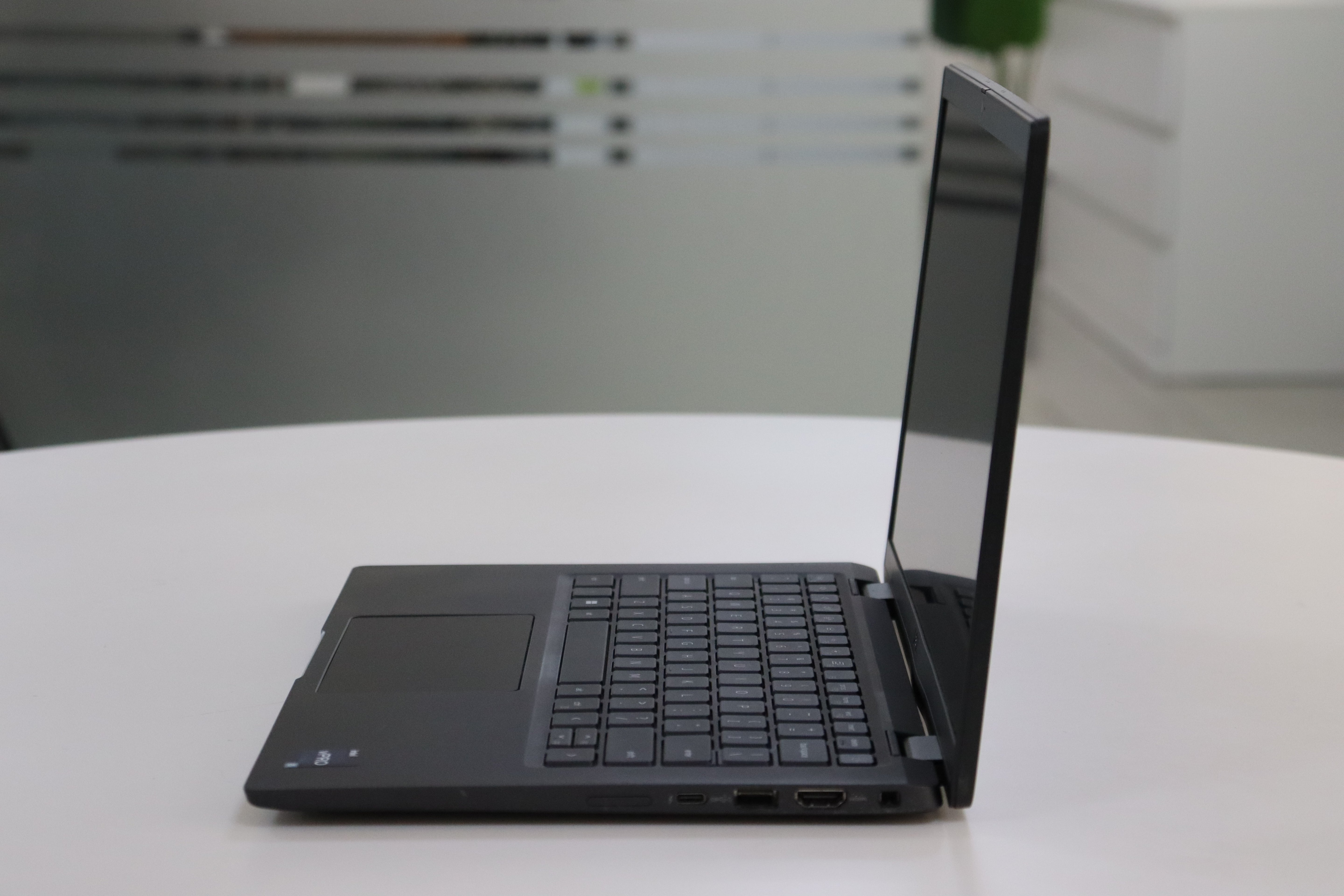 DELL LATITUDE 7430 SN:26648 product photo 3