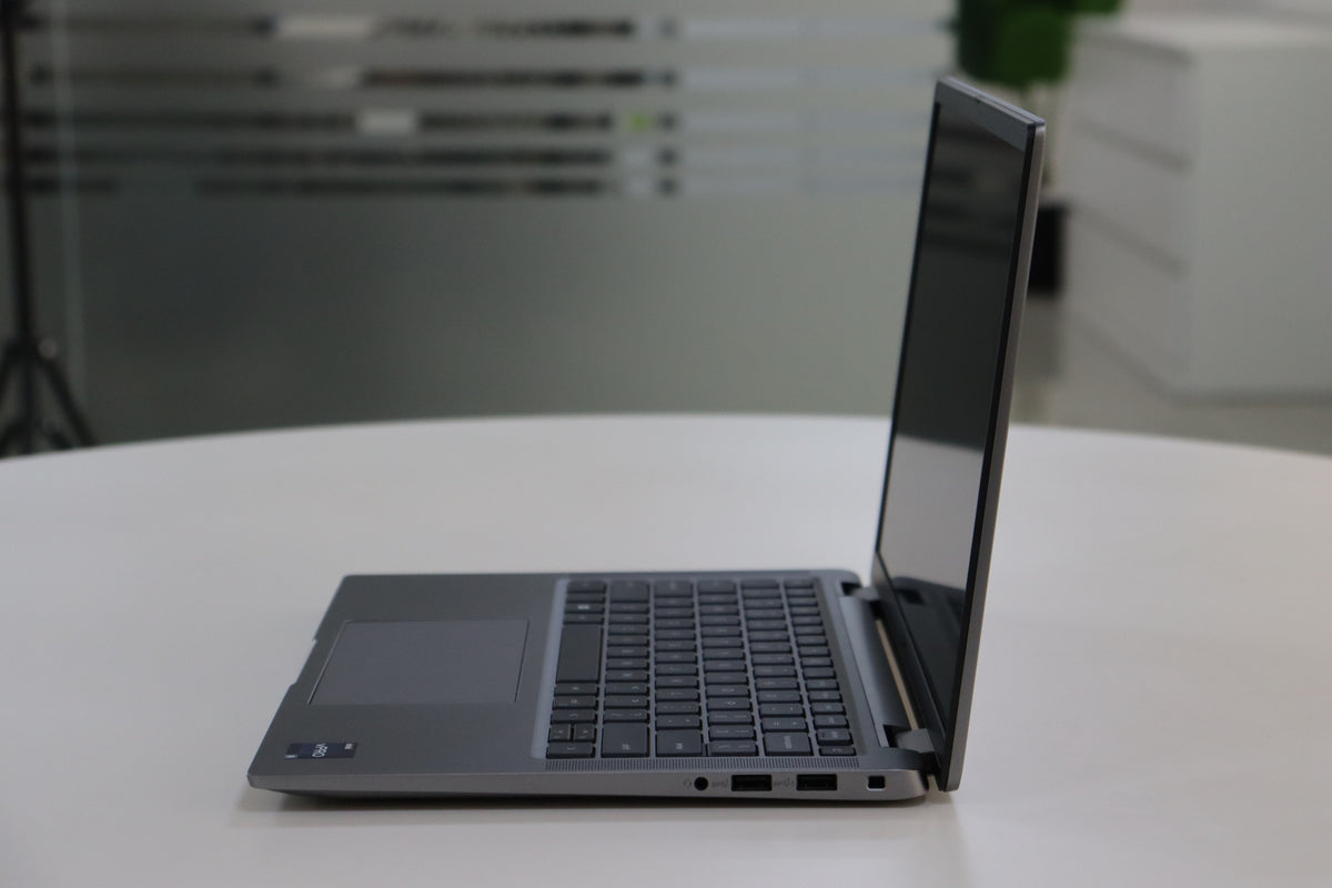 DELL LATITUDE 7440 SN:26650 product photo 3