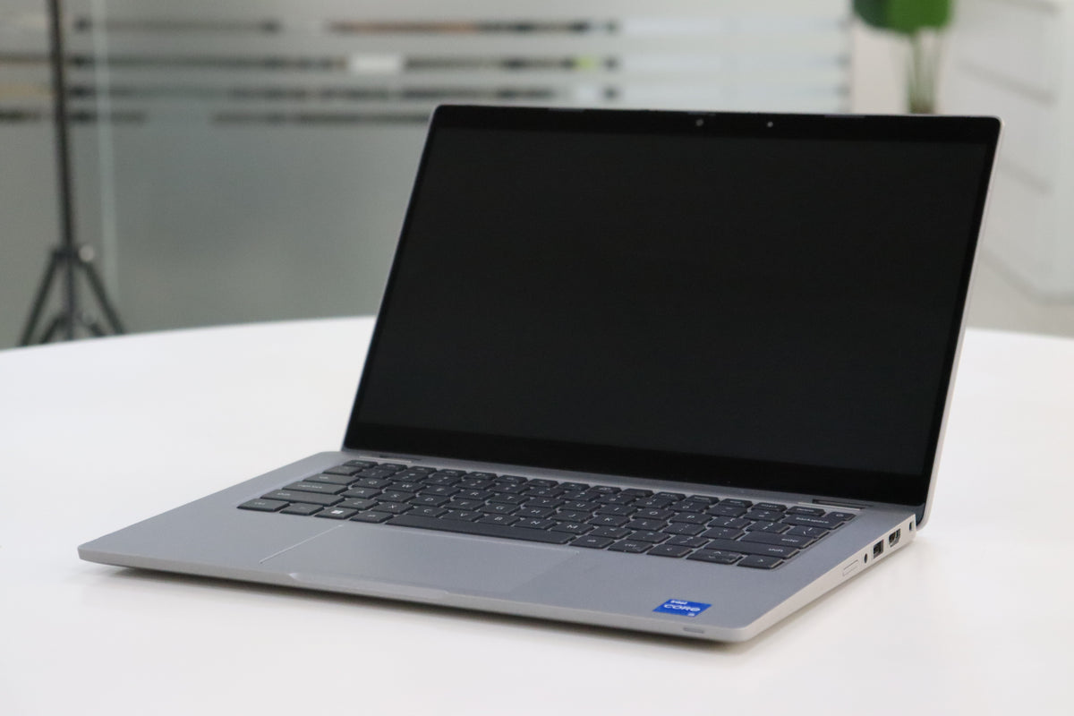 DELL LATITUDE 5330: 12th Gen i5, 16 GB RAM, 256 GB SSD, SN:27632 product photo 2