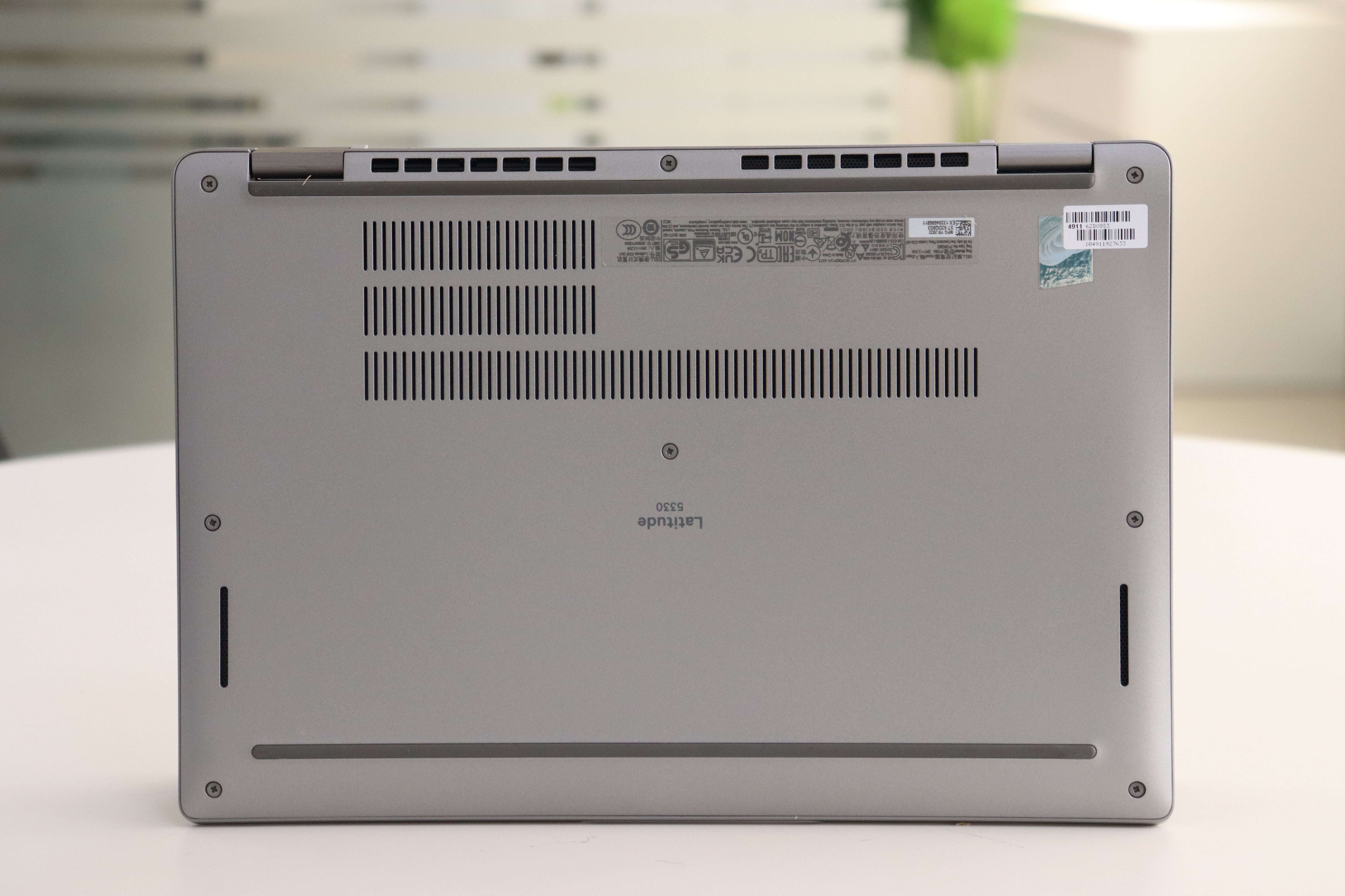 Dell Latitude 5330 SN:27633 product photo 7