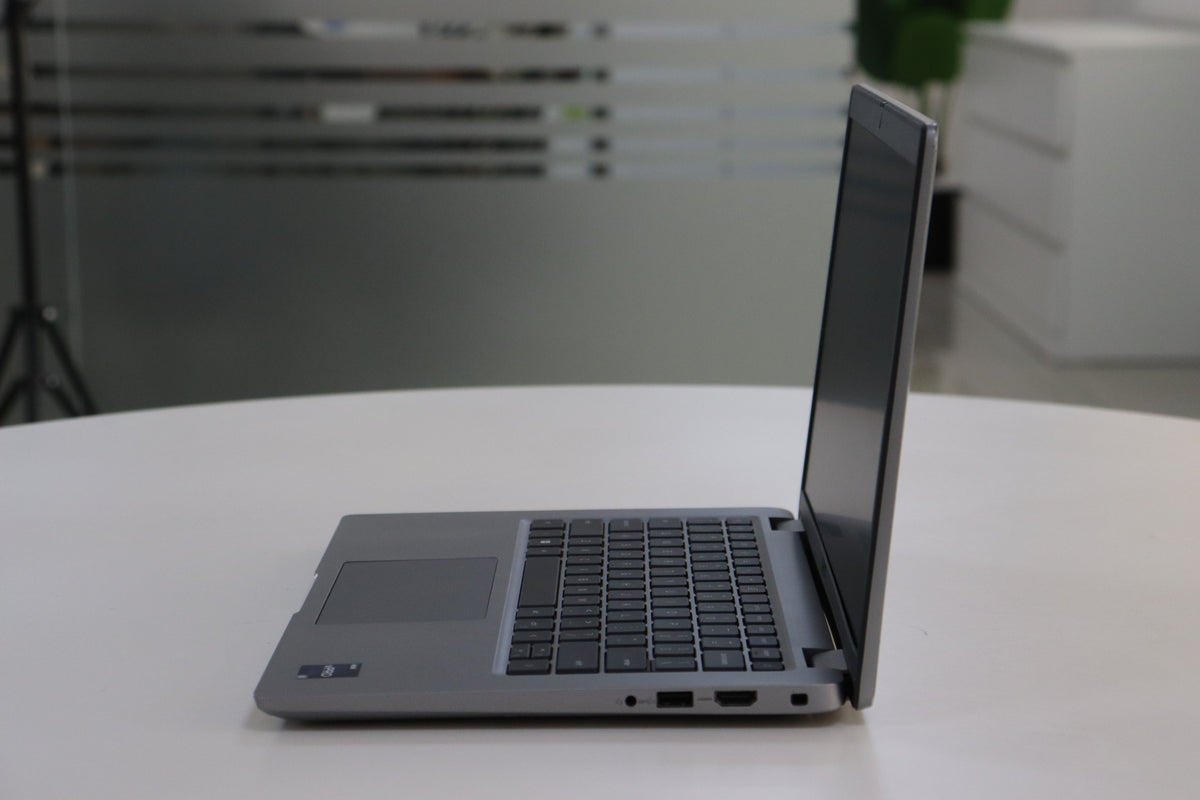 Dell Latitude 5440 SN:27708 product photo 3