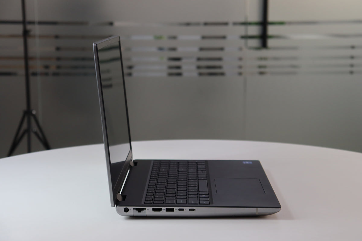 DELL INC. PRECISION 7670: 12th Gen i7, 64 GB RAM, 512 GB SSD, SN:27762