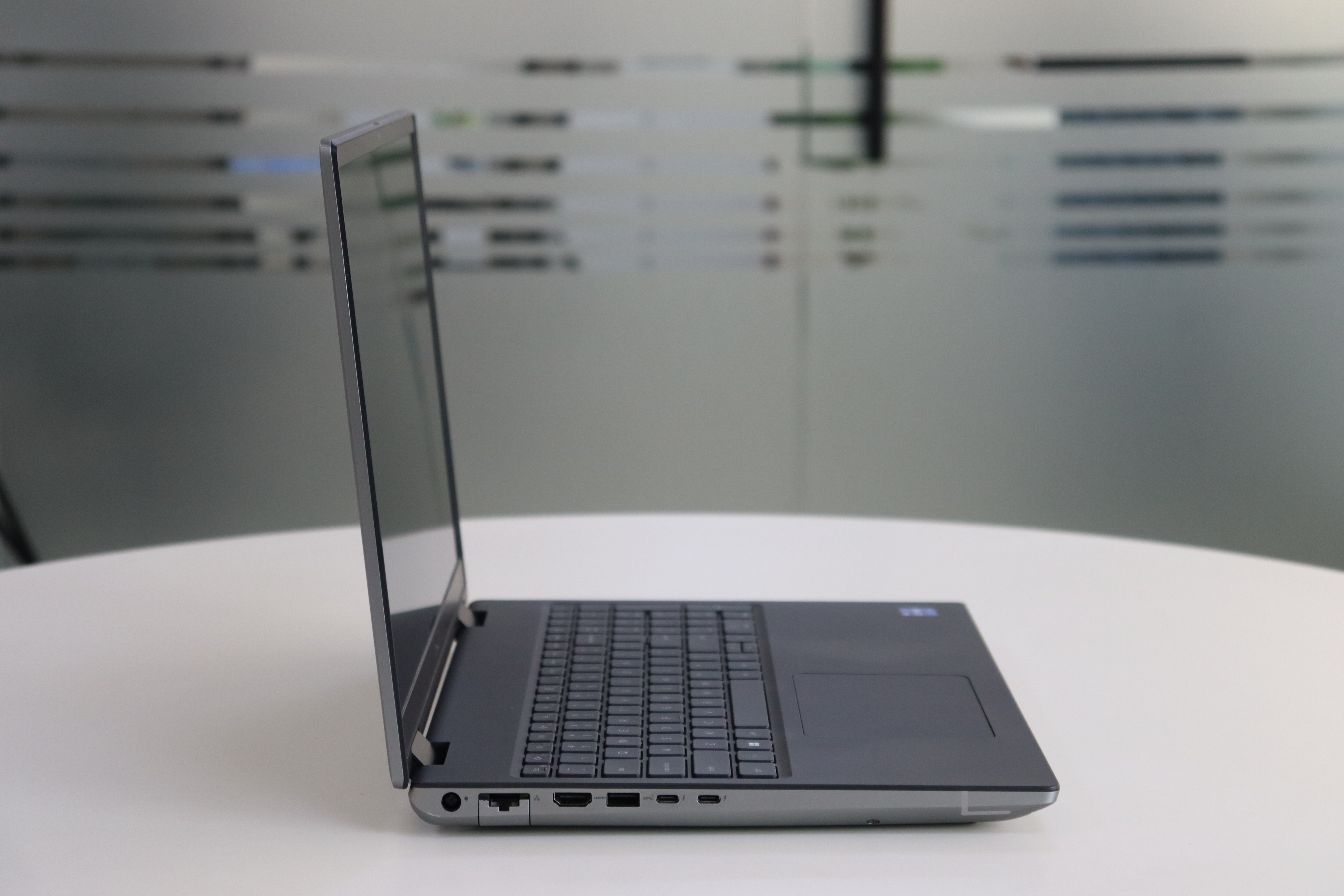 DELL INC. PRECISION 7670: 12th Gen i7, 64 GB RAM, 512 GB SSD, SN:27778