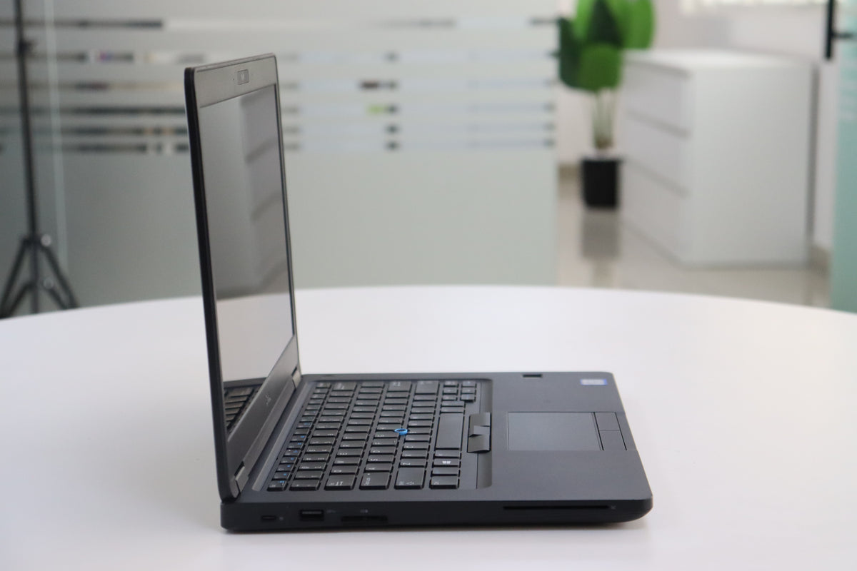 Dell Latitude 5490 SN:30968 product photo 4
