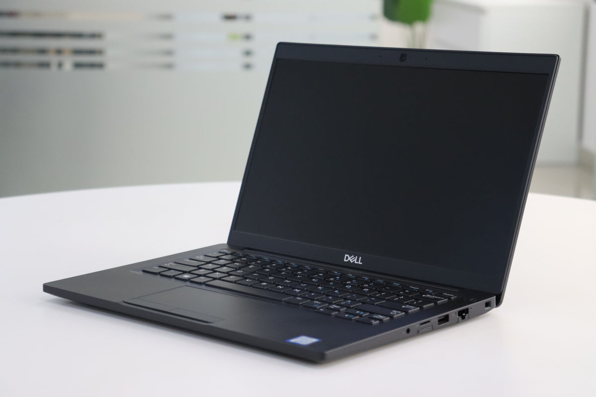 Dell Latitude 7390 SN:31176 product photo 2
