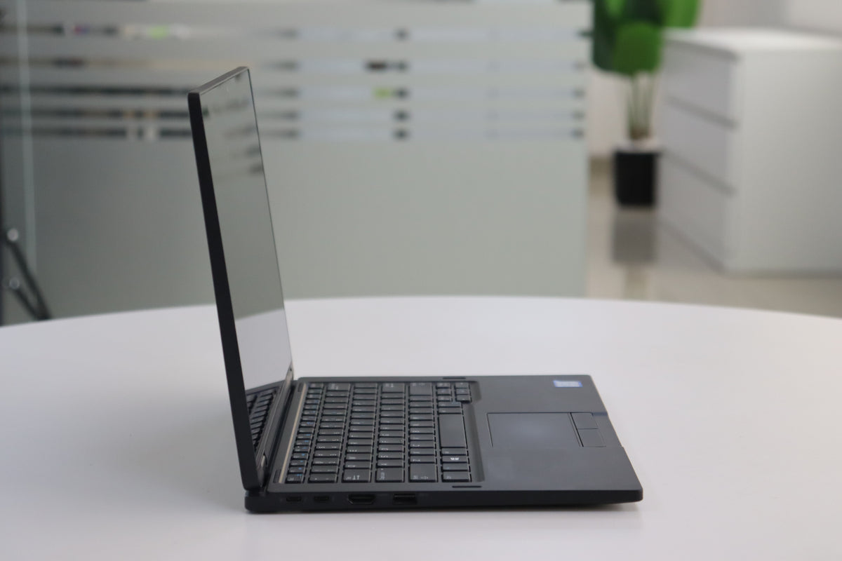 Dell Latitude 7390 2-in-1 SN:32223 product photo 4