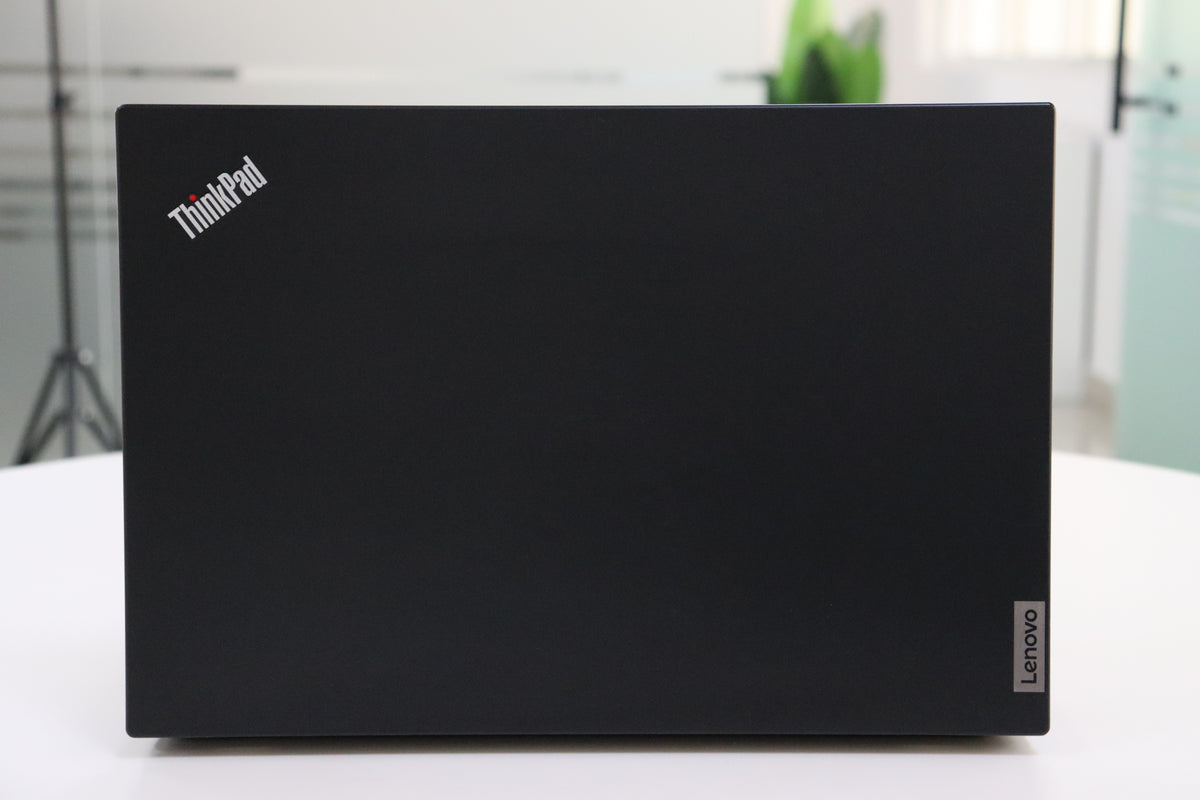 Lenovo ThinkPad P15v Gen 3 SN:34610 product photo 5