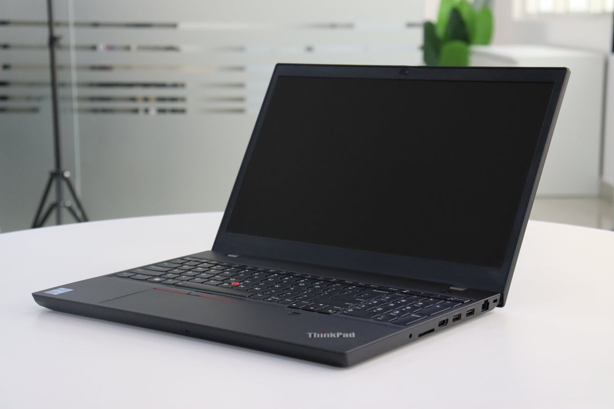 Lenovo ThinkPad P15v Gen 3 SN:34611 product photo 2