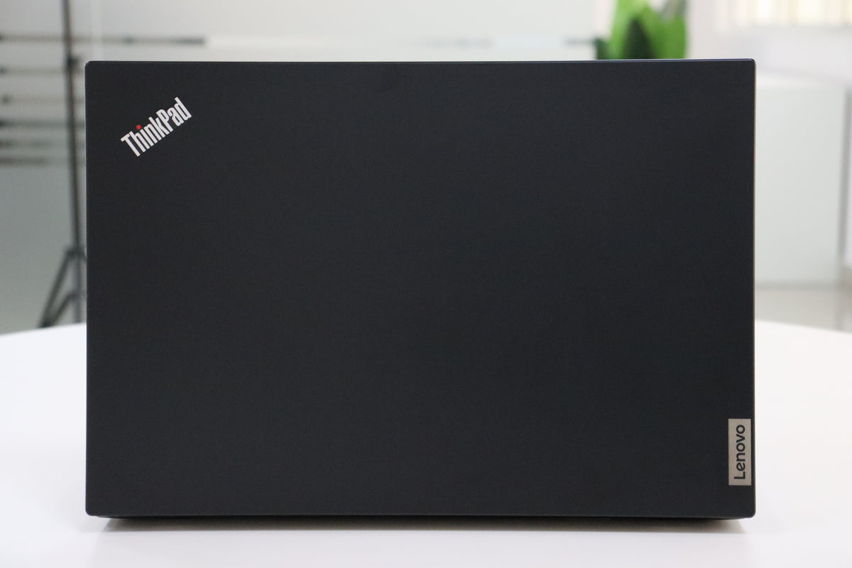 Lenovo Thinkpad P15v Gen 3 SN:34612 product photo 5