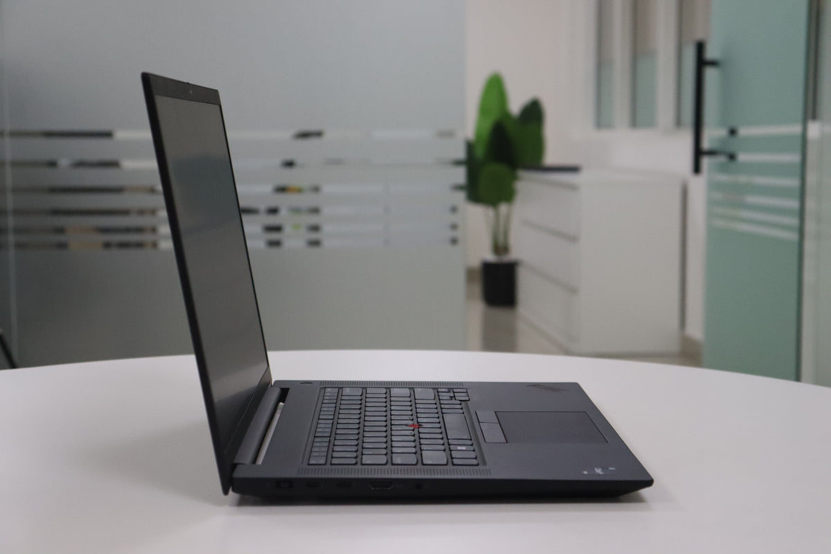 THINKPAD P1 GEN 5 105098945835 image_4