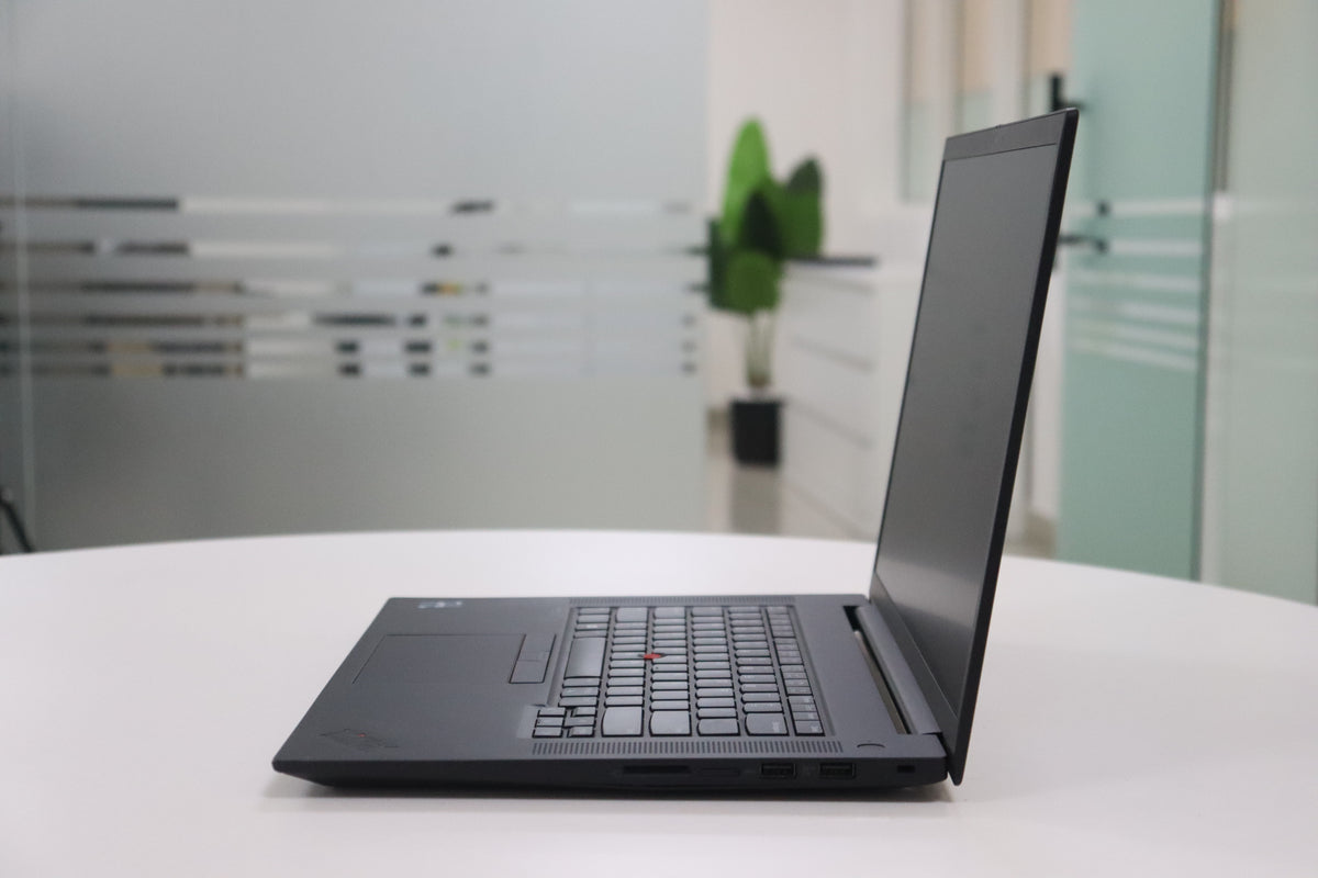 THINKPAD P1 GEN 5 105098945836 image_3