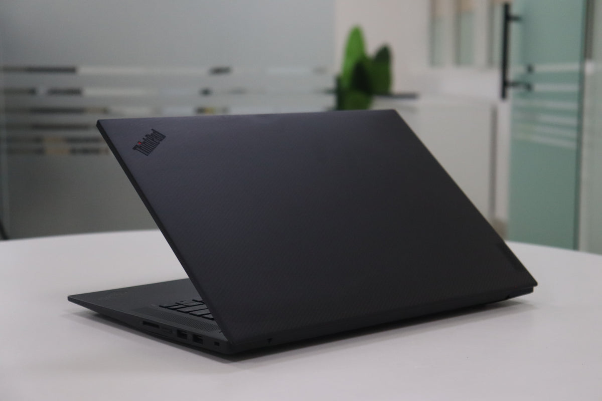 THINKPAD P1 GEN 5 105098945836 image_6