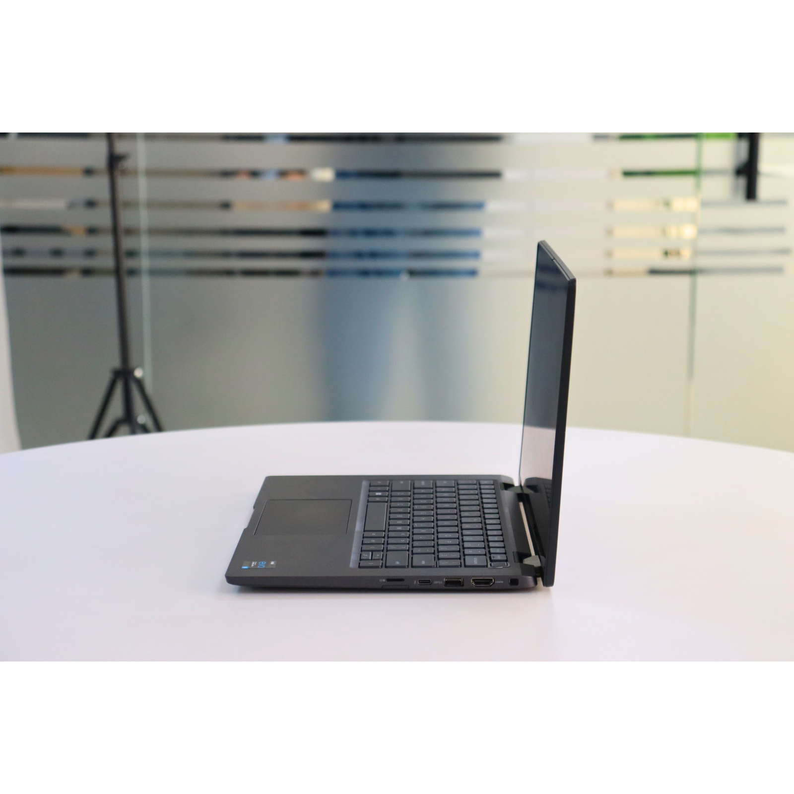 Dell LATITUDE 7420: 11th Gen i5, 16GB RAM, 256GB SSD, SN:95616