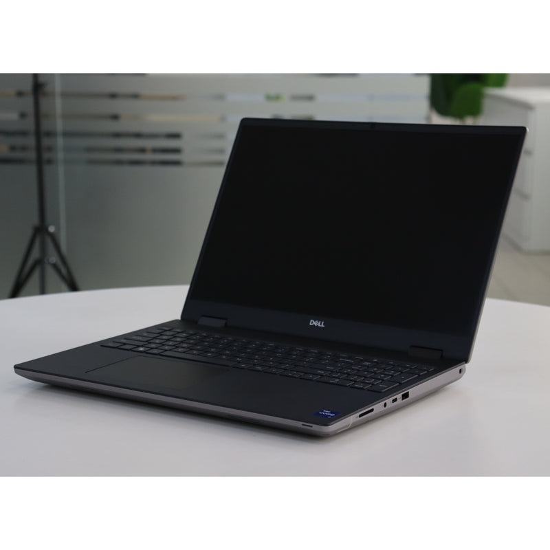 Dell PRECISION 7670: 12th Gen i7, 64GB RAM, 512GB SSD, SN:19500