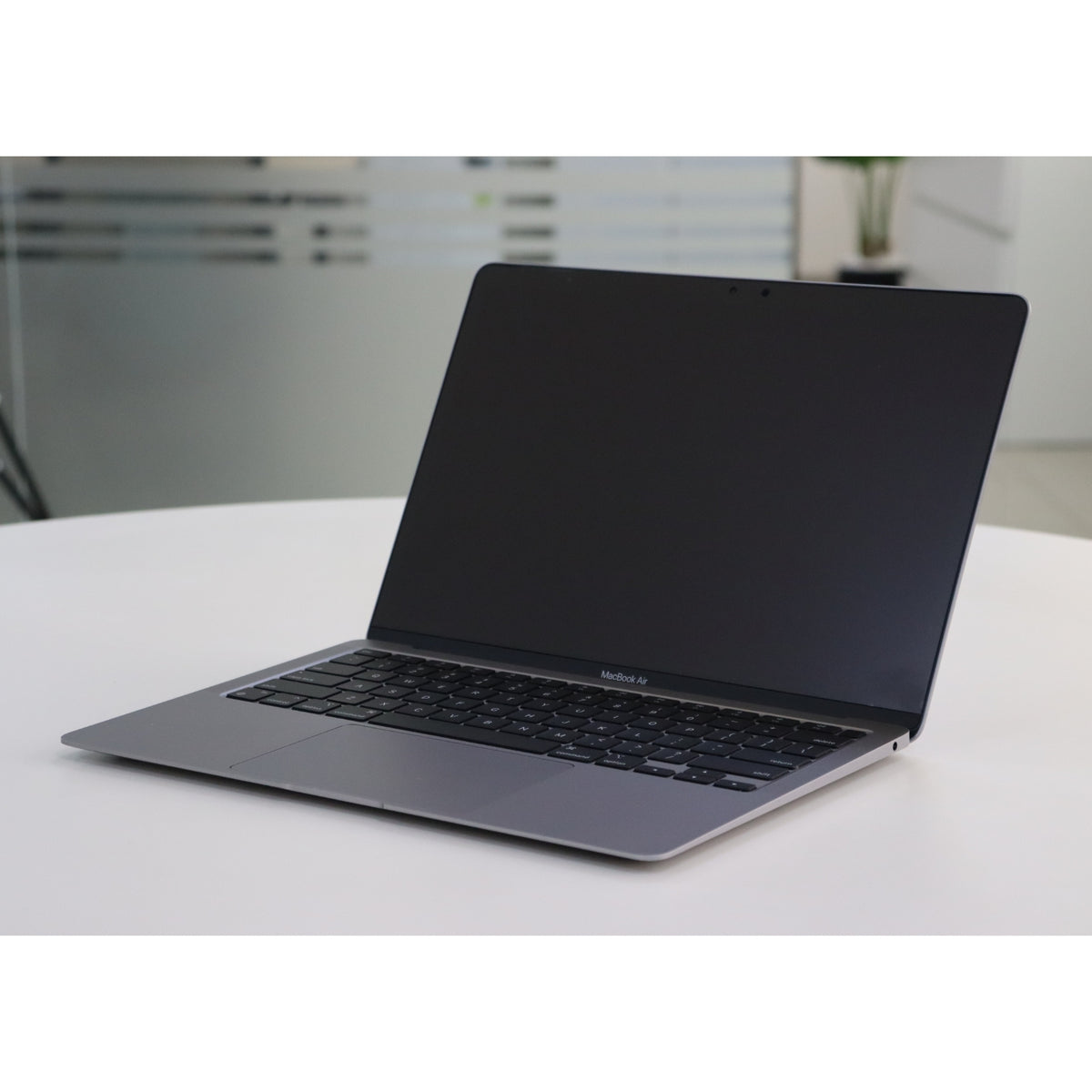 Apple MacBook Air A2337(2020): M1, 8GB RAM, 256GB SSD, SN:58610
