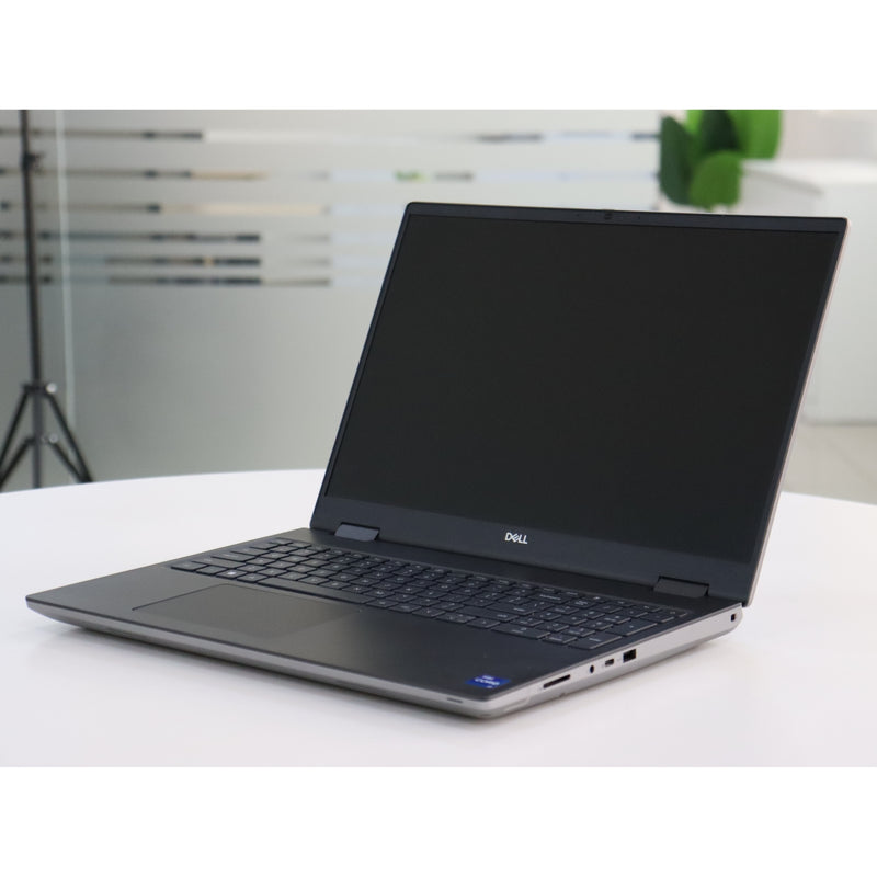 Dell PRECISION 7670: 12th Gen i7, 64GB RAM, 512GB SSD, SN:919498