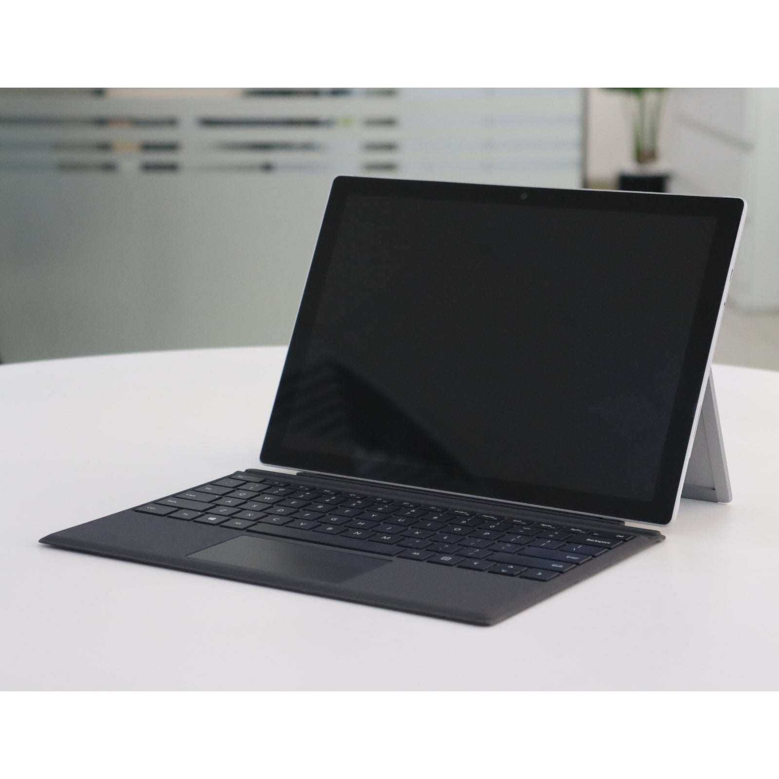 MICROSOFT SURFACE PRO 7+: 11th Gen i5, 8GB RAM, 256GB SSD, SN:18645