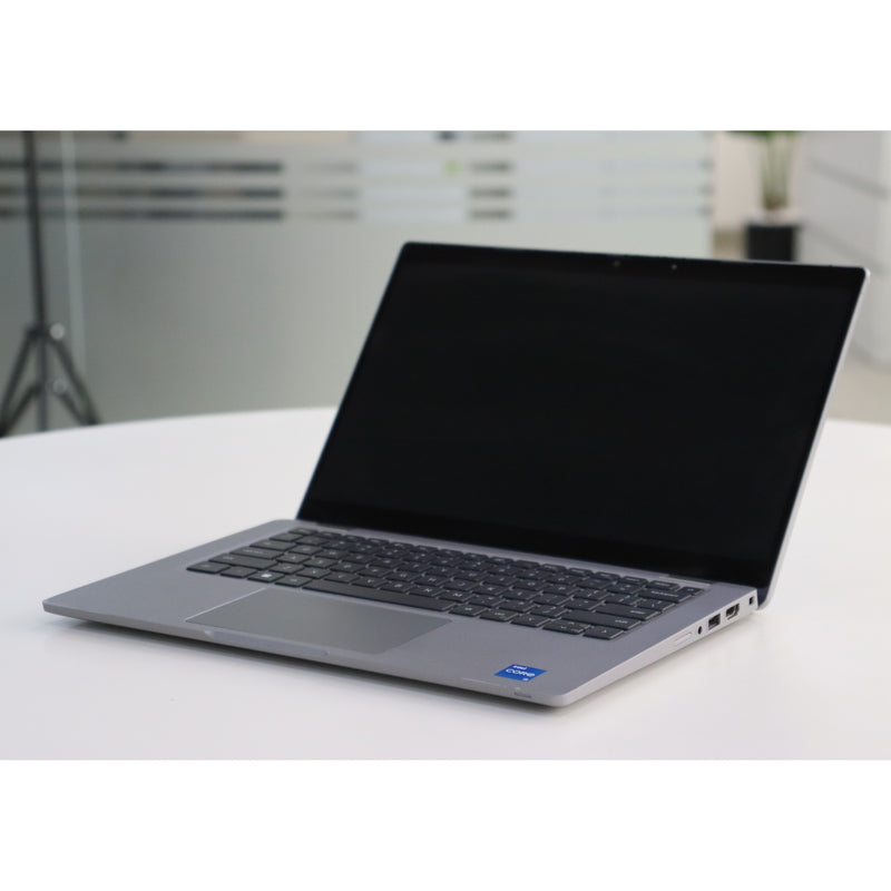 Dell LATITUDE 5330: 12th Gen i5, 16GB RAM, 256GB SSD, SN:19344