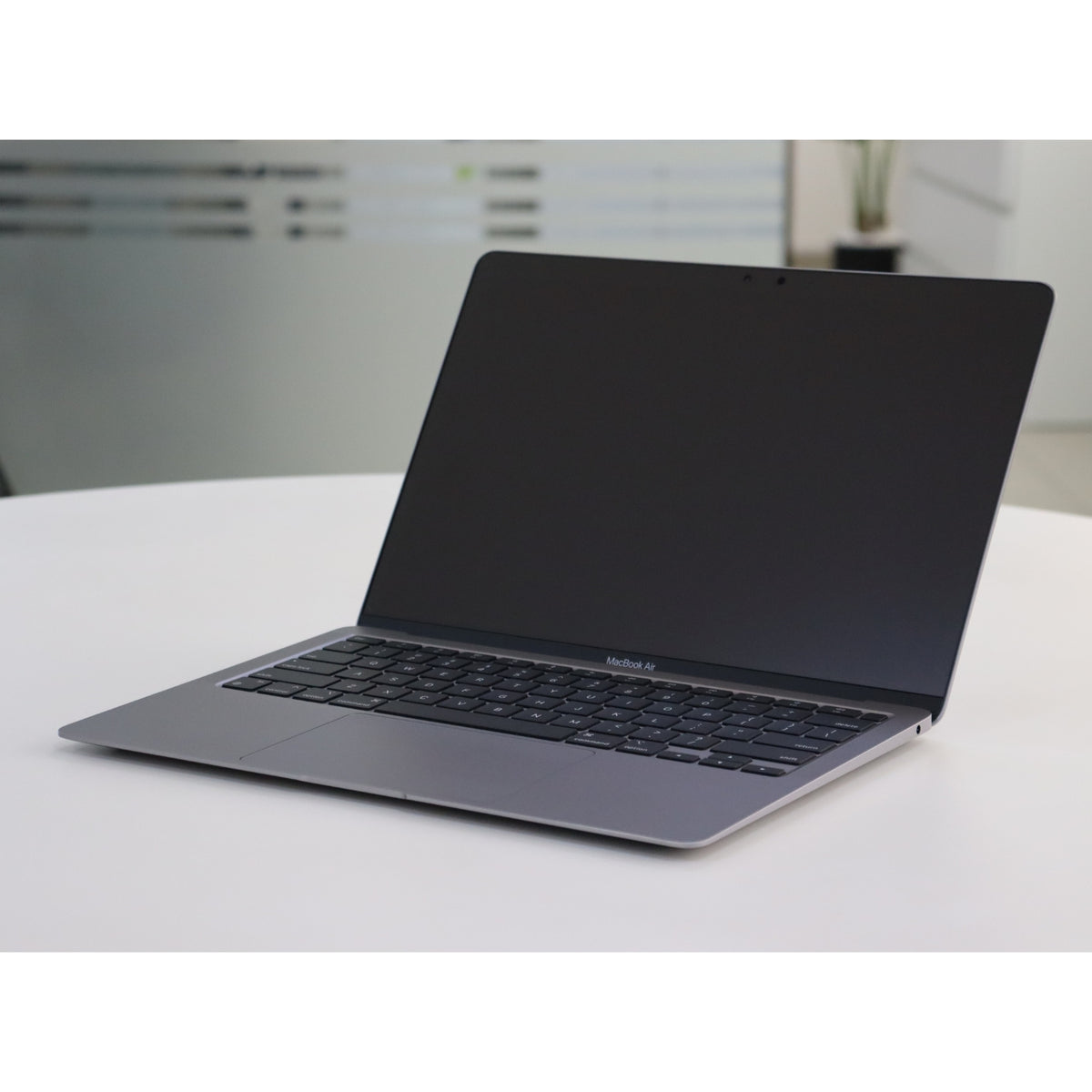 Apple MacBook Air A2337(2020): M1, 8GB RAM, 256GB SSD, SN:58635