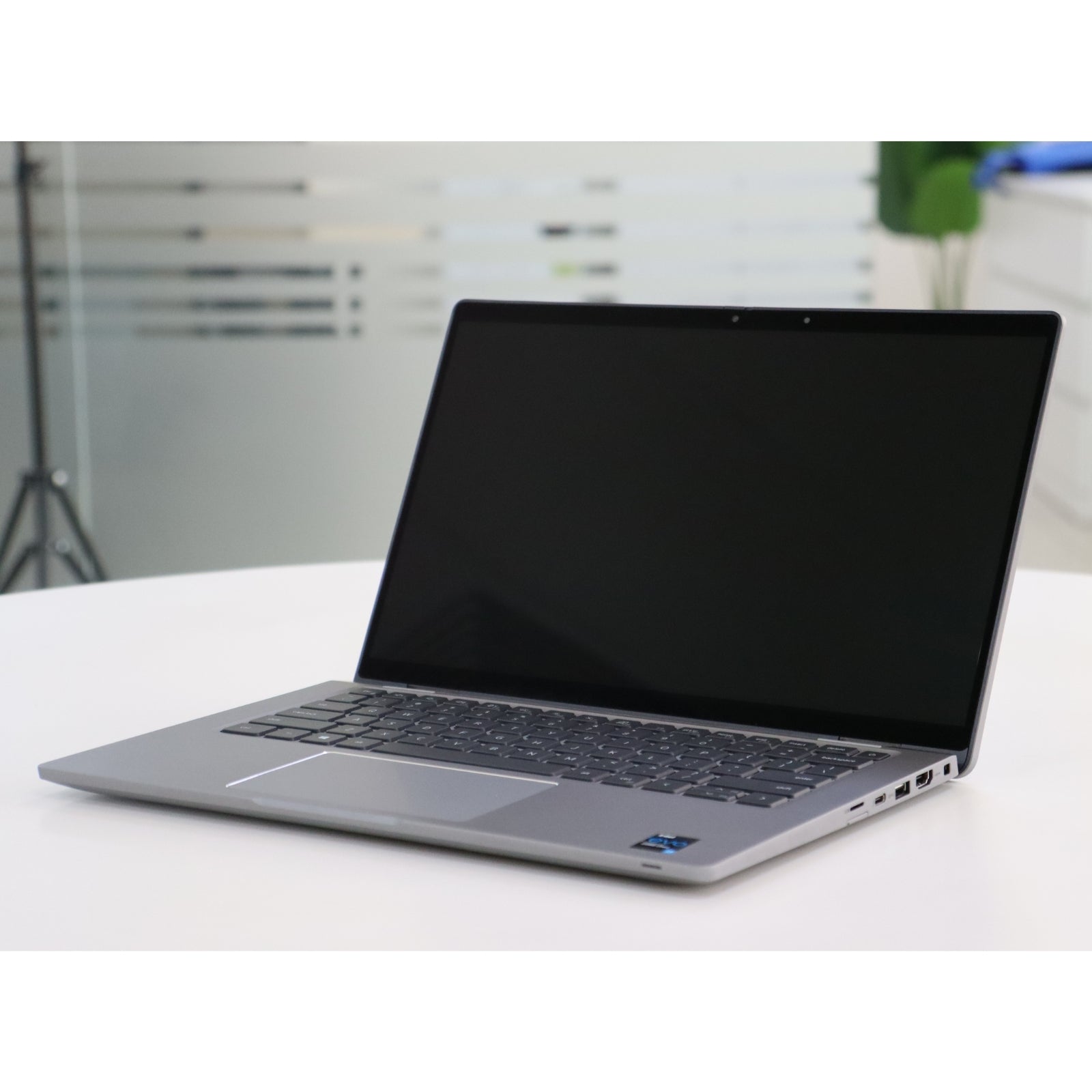Dell LATITUDE 7420: 11th Gen i7, 32GB RAM, 256GB SSD, SN:22748