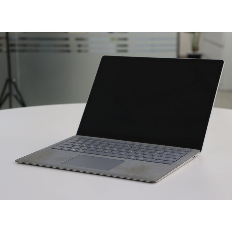 MICROSOFT SURFACE LAPTOP 2: 8th Gen i5, 8GB RAM, 256GB SSD, SN:870394