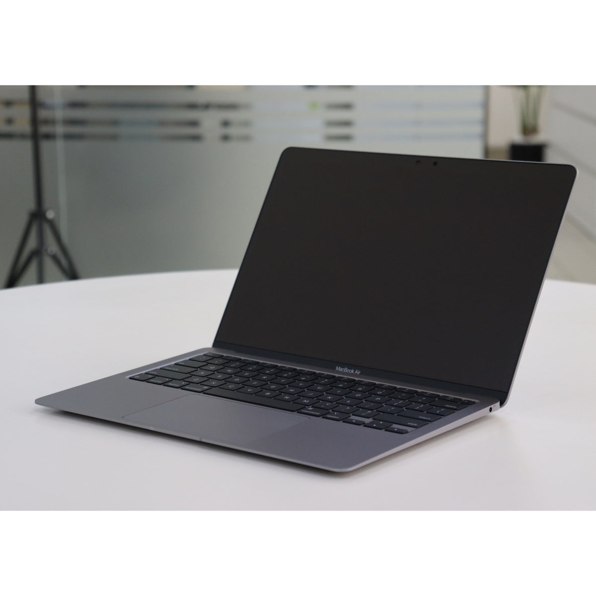 Apple MacBook Air A2337(2020): M1, 8GB RAM, 256GB SSD, SN:58620