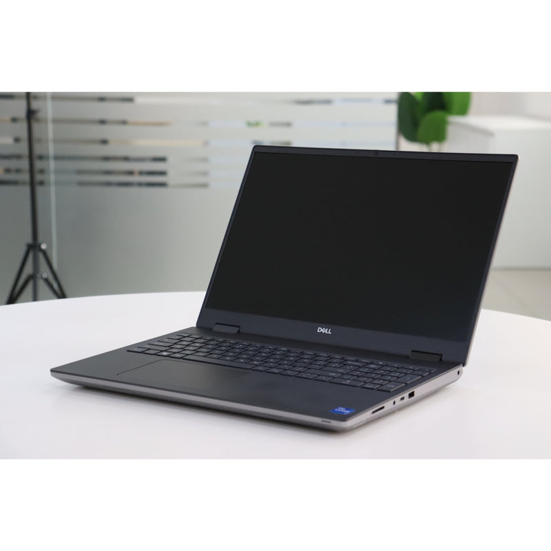 Dell PRECISION 7670: 12th Gen i7, 32GB RAM, 512GB SSD, SN:27769