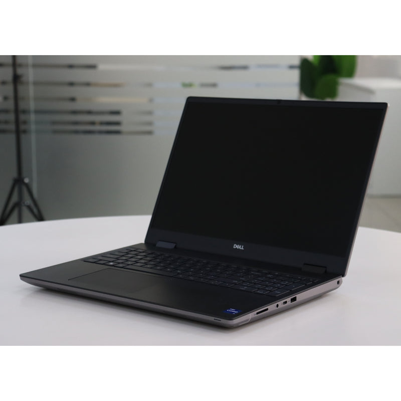 Dell PRECISION 7670: 12th Gen i7, 64GB RAM, 512GB SSD, SN:27765