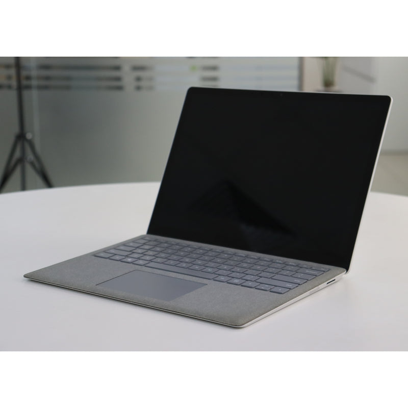 MICROSOFT SURFACE LAPTOP 2: 8th Gen i5, 8GB RAM, 256GB SSD, SN:78320