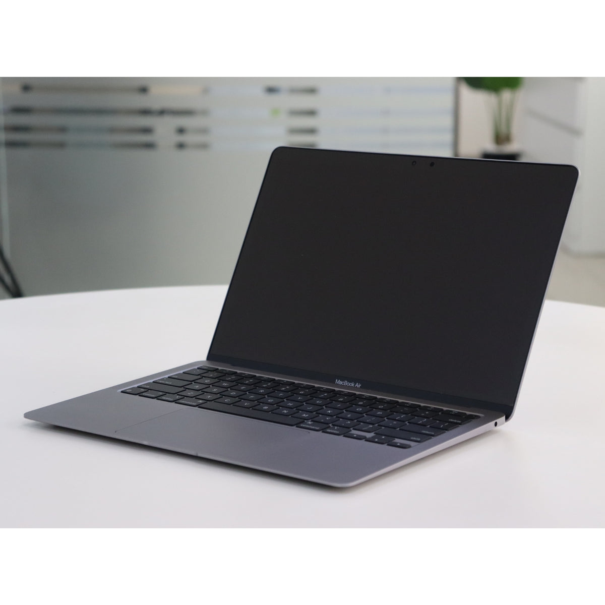 Apple MacBook Air A2337(2020): M1, 8GB RAM, 256GB SSD, SN:60699