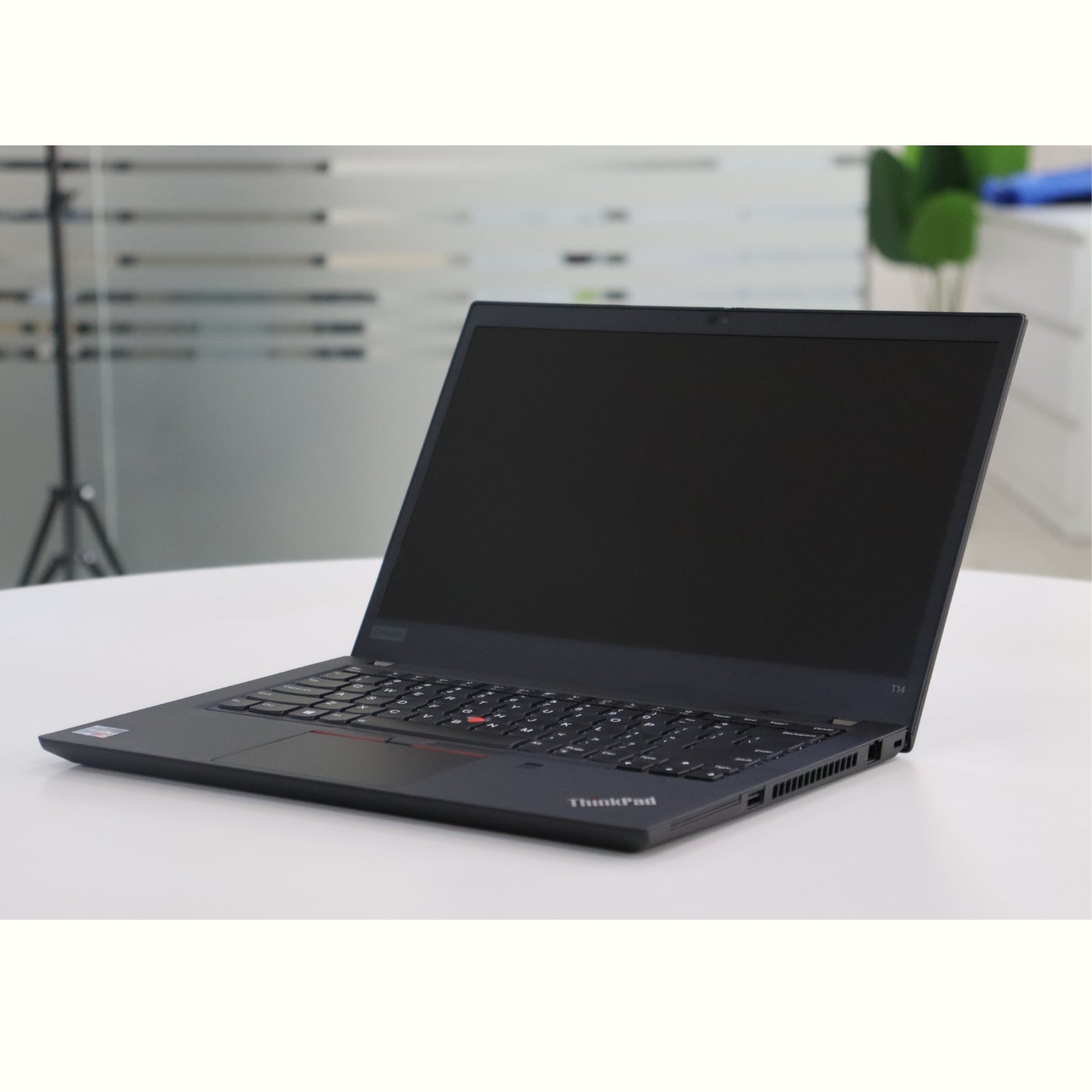 LENOVO THINKPAD T14 GEN 1: AMD RYZEN 7, 32GB RAM, 256GB SSD, SN:22204