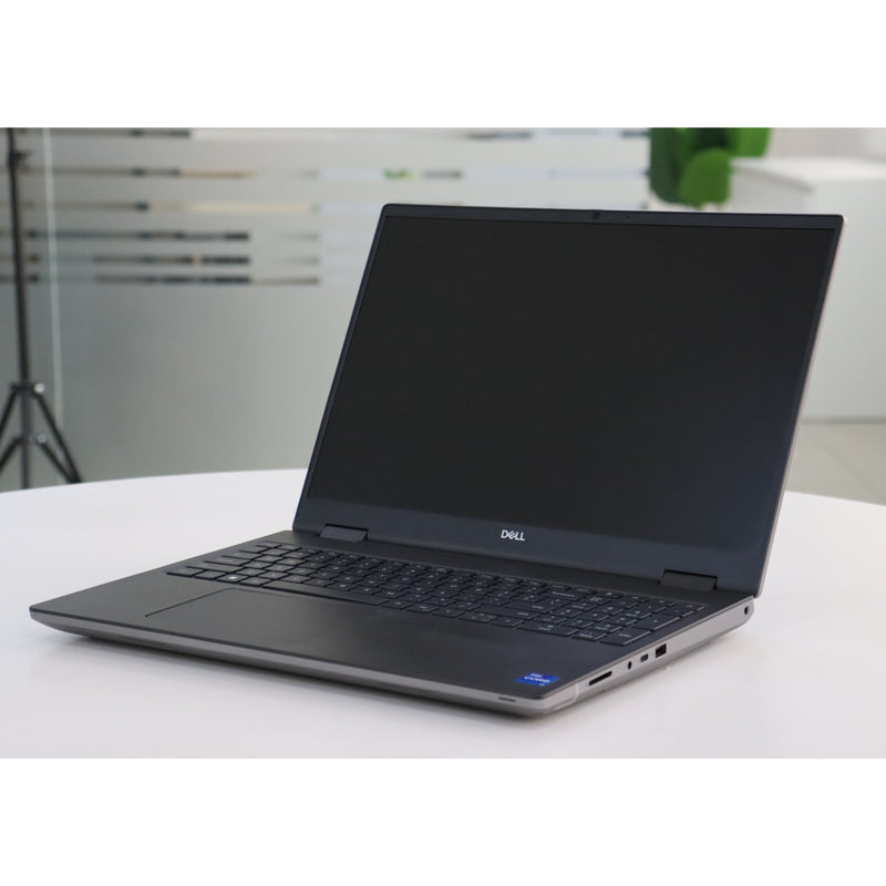 Dell PRECISION 7670: 12th Gen i7, 64GB RAM, 512GB SSD, SN:19512