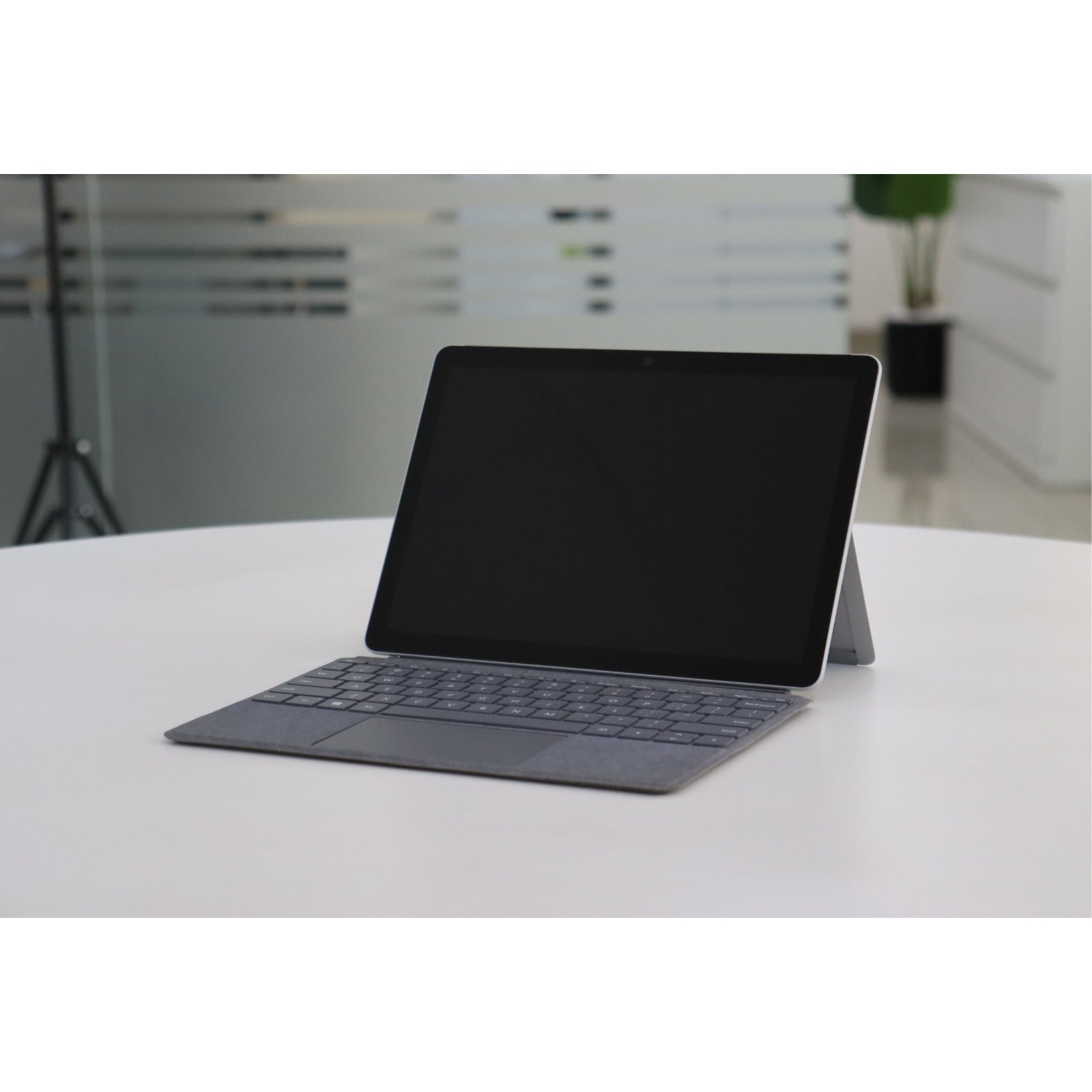 Microsoft SURFACE GO 3: i3, 10th Gen, 4GB RAM, 64GB SSD, SN:918606