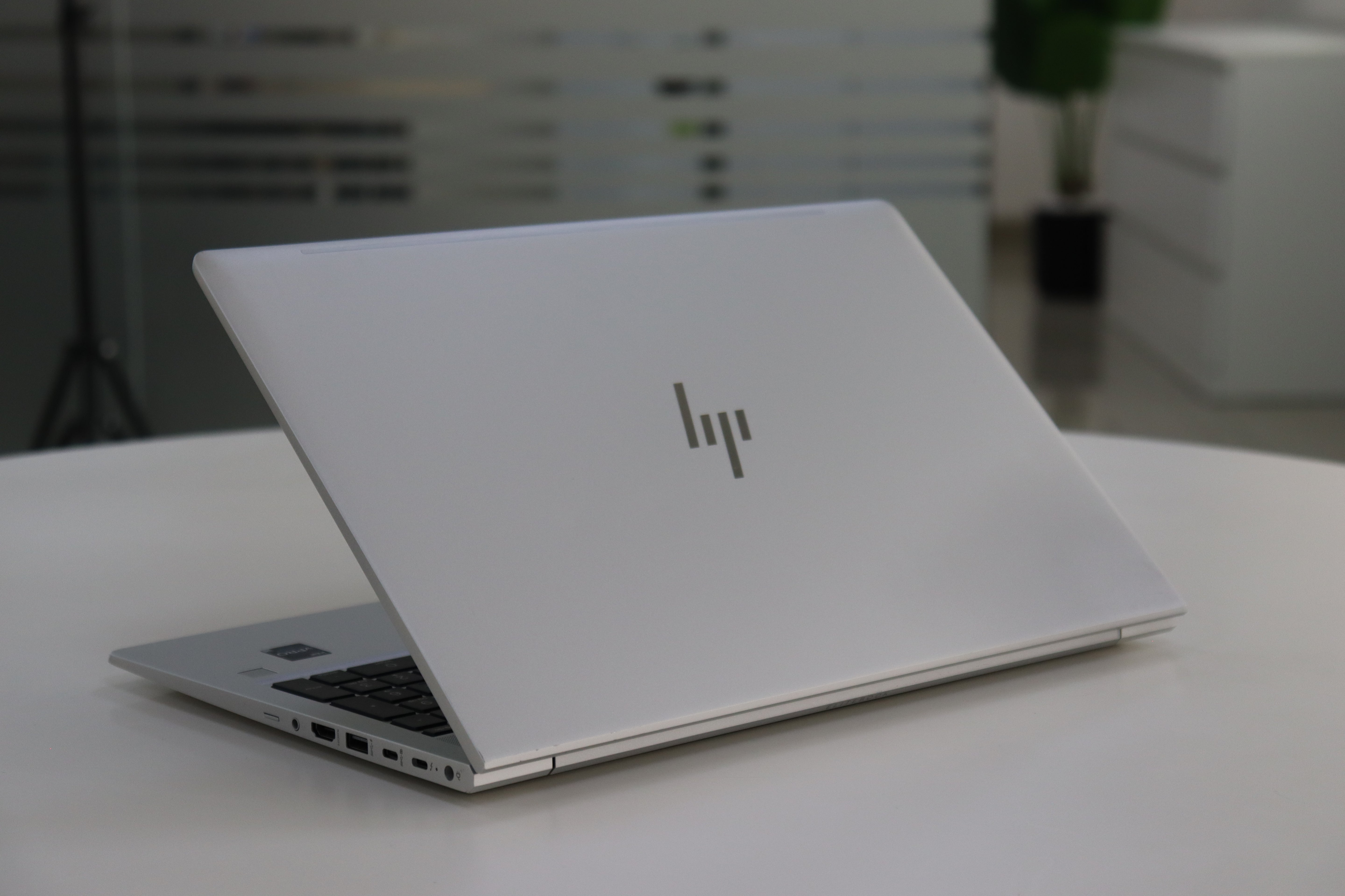 HP EliteBook 650 G10 SN:00381 product photo 6