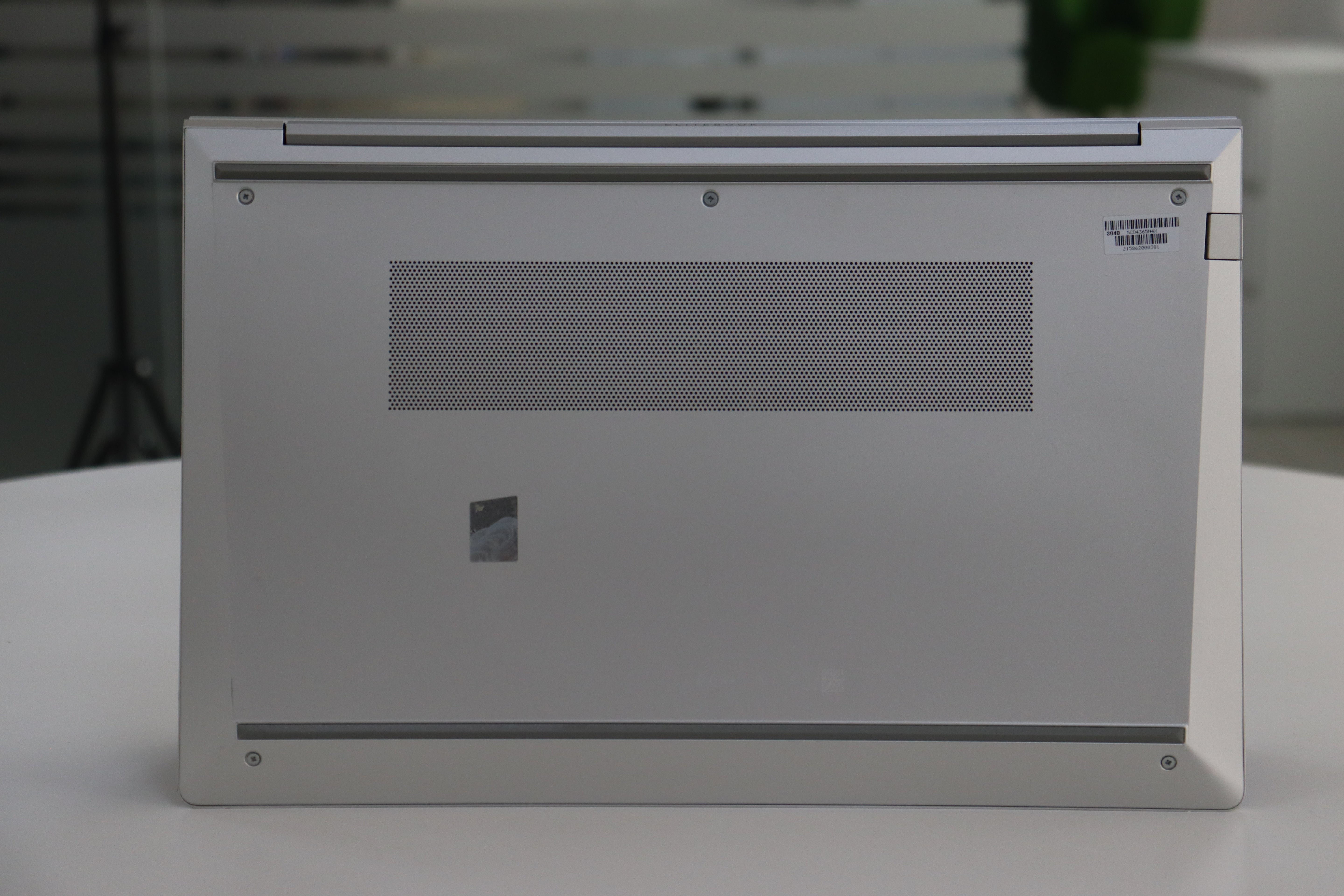 HP EliteBook 650 G10 SN:00381 product photo 7