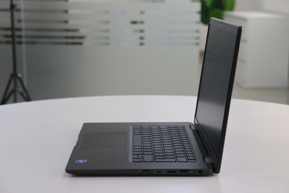 DELL LATITUDE 7520: 11th Gen i7, 16 GB RAM, 512 GB SSD, SN:00703