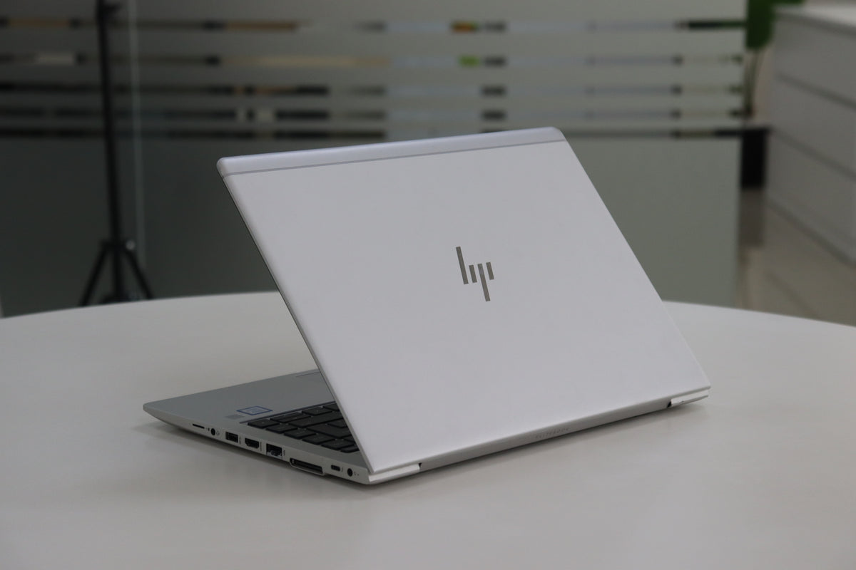 HP ELITEBOOK 840 G6 SN:00711 rear right angle