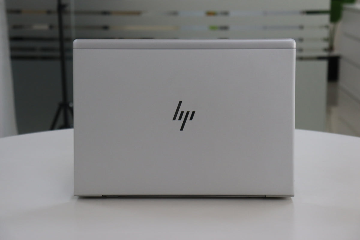 HP ELITEBOOK 840 G6 SN:00711 rear view
