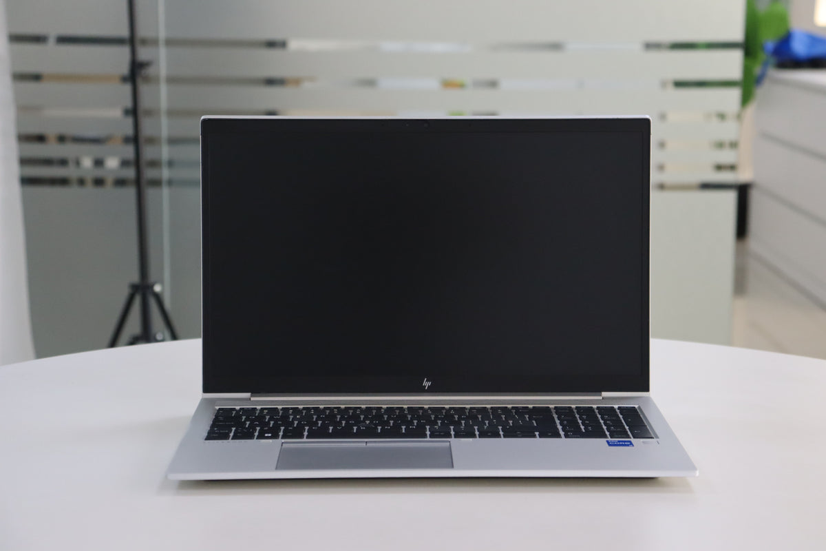 HP ELITEBOOK 850 G8 SN:00287 front view