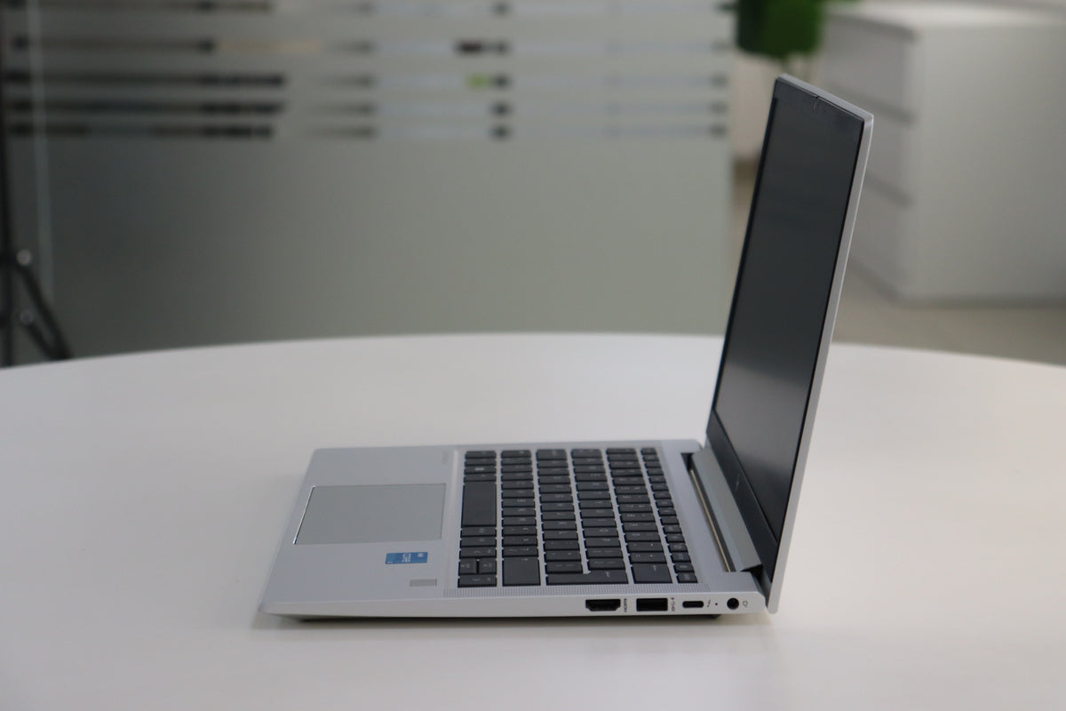HP ELITEBOOK 630 G10 SN:01221 - product photo 3