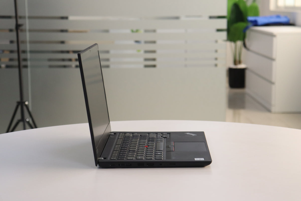 LENOVO THINKPAD T14 GEN 1 SN:00180 left side view